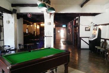 酒店 The Three Saints