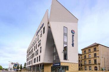 فندق Travelodge Bradford Central
