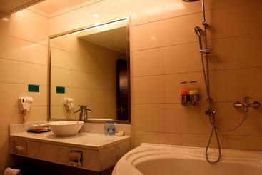 هتل Ming Ren Grand