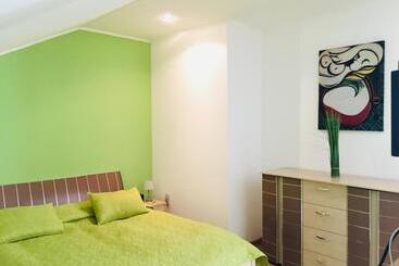 بنسيون Penzion Hradby