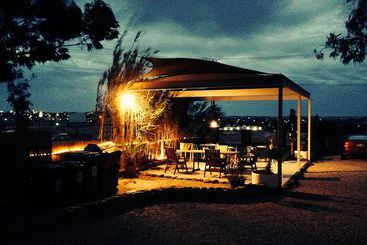 The Lookout Cave Underground Motel