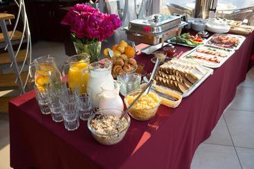 هتل Verslo Klasė Easy To Stay