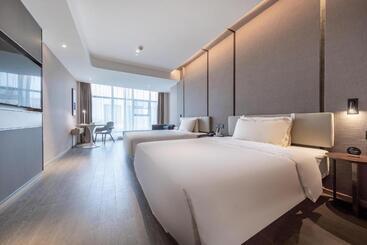 Atour Hotel Guangzhou Panyu City Bridge