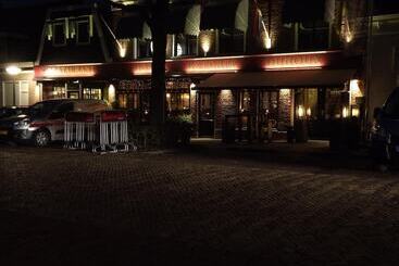 酒店 Duhoux Leeuwarden