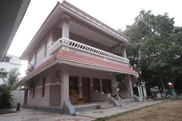 فندق Srishty Garden Resorts