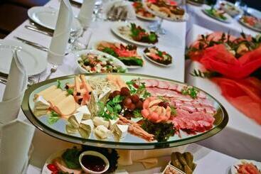 בית מלון כפרי Korona