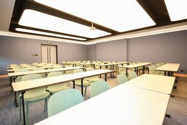 호텔 Hanting Sh Hq Rail Station