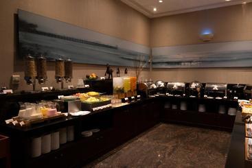 هتل Doubletree By Hilton Trujillo