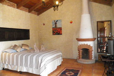 هتل Euromaya Suites