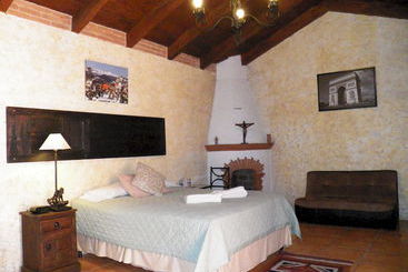هتل Euromaya Suites