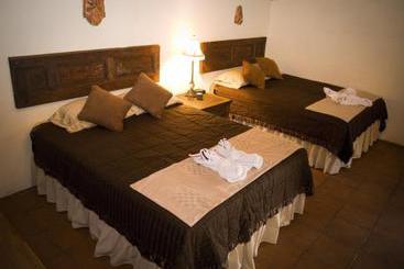 هتل Euromaya Suites