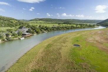 فندق Kariega Game Reserve   River Lodge