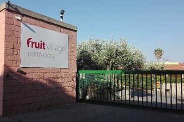 هتل Villaggio Porto Rhoca