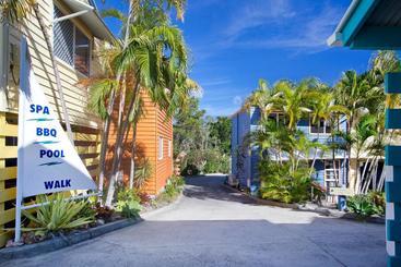 בית מלון כפרי Sails Lifestyle Resort