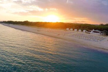 Villaggio Triton Aurum Hotels