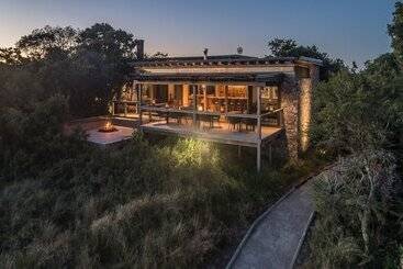منتجع Kariega Game Reserve Ukhozi Lodge