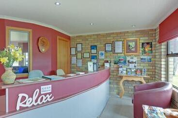 Sharonlee Strahan Villas