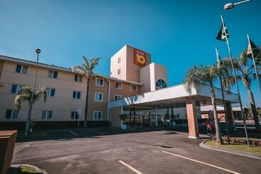 בית מלון כפרי 10 Curitiba