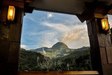 هتل Infinity Resort