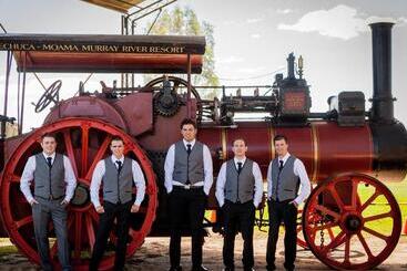 בית מלון כפרי Tindarra Resort