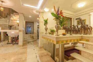 Отель The Natraj Yes Please New Delhi