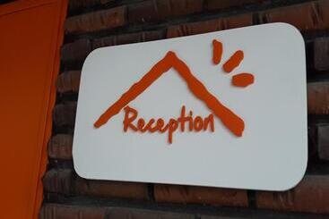 Pensão High Street Guest House Hongdae   Hostel