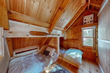 فندق Camp Foxtrot