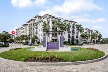 酒店 Naples Square Paradise