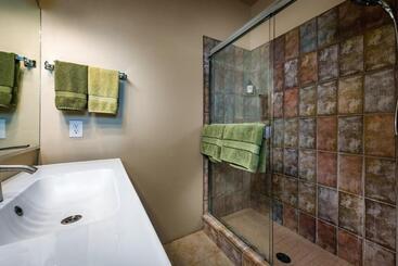 هتل Coffee Pot Place