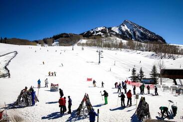 酒店 Mountain Jewel