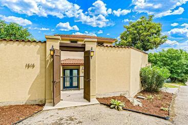 מלון דירות Blue Water Guest House