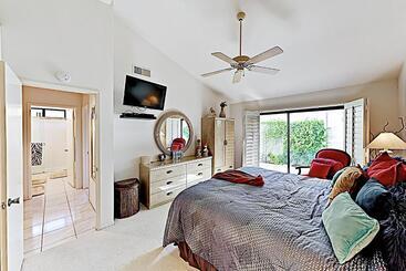 ホテル Riviera Oasis