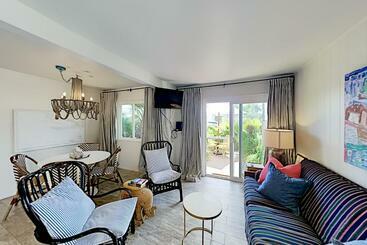 호텔 Sunset Shores Unit 139