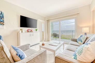 فندق Surfline On Jax Beach