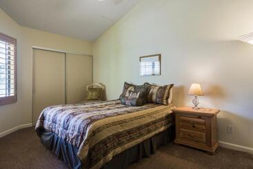 ホテル Shoal Creek Manor Permit# 65270