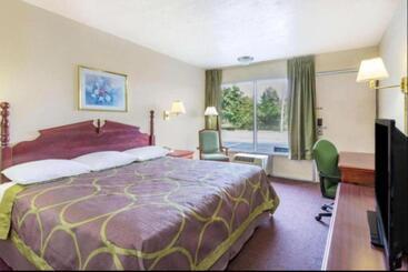 فندق على الطريق Ashland Studio Inn Richmond North Near Kings Dominion  Listing Partner