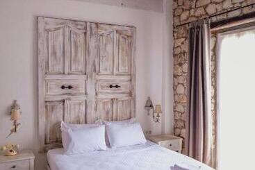 בית מלון כפרי Bay C