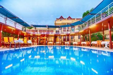 Отель Garden Ruya