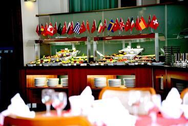 בית מלון כפרי Hegsagone Marine Asia