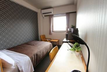 Отель Livemax Budget Utsunomiya