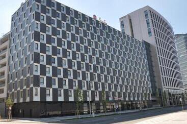 Leonardo Hotel Vienna Hauptbahnhof