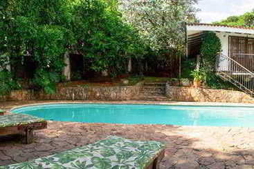 La Pinta Boogaloo Hostel