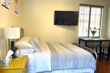 بنسيون Casita Alkie