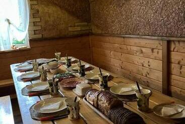 Panzió Zelta ābols