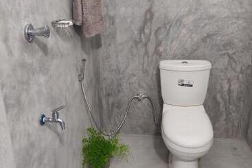 Общежитие Dip N Doze