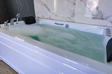 فندق Black Palace