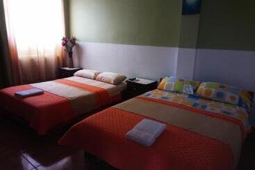 بنسيون Stefany Hospedaje