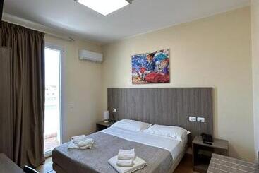 בית מלון כפרי 55 Aira