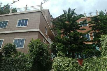 בית מלון כפרי Keeduk Inn