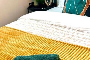 بنسيون Beautiful Studio Flat